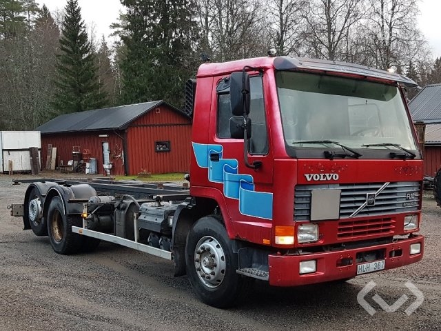 Volvo fl10 кабина