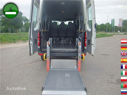 Bus pasażerski VOLKSWAGEN Crafter 35 2.5 TDI