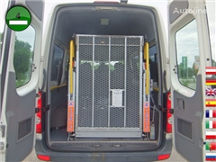 Bus pasażerski VOLKSWAGEN Crafter 35 2.5 TDI