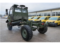 Ciężarówka wojskowa Unimog U 1300 L 435