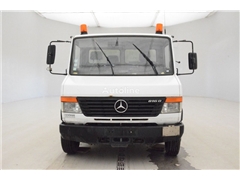 Mercedes Vario 816D