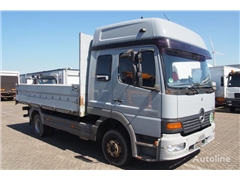 Mercedes Atego Ciężarówka burtowa MERCEDES-BENZ Atego 823