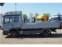 Mercedes Atego Ciężarówka burtowa MERCEDES-BENZ Atego 823