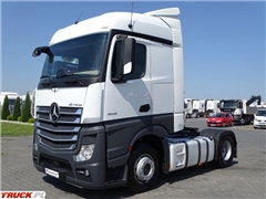 Mercedes Actros