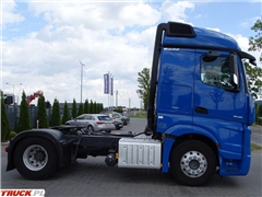 Mercedes Actros