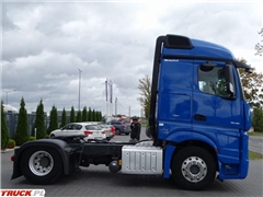 Mercedes Actros