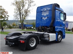 Mercedes Actros