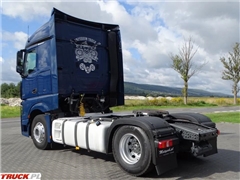 Mercedes Actros