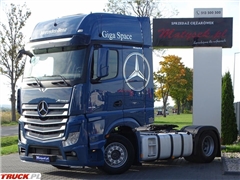 Mercedes Actros