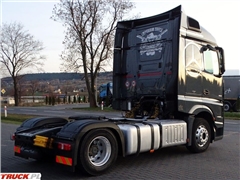 Mercedes Actros