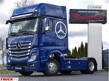 Mercedes Actros