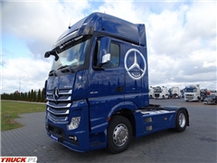 Mercedes Actros