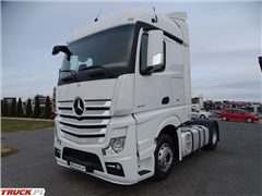 Mercedes Actros