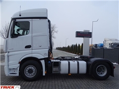 Mercedes Actros