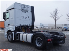 Mercedes Actros