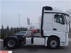 Mercedes Actros