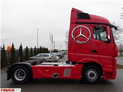 Mercedes Actros