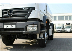 Mercedes Axor Autocysterna MERCEDES-BENZ Axor 1833 Tank / 4x4