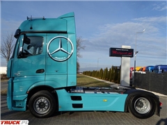 Mercedes Actros