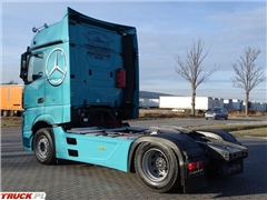 Mercedes Actros