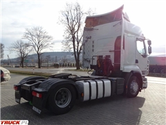 Renault Premium