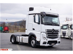 Mercedes Actros