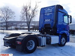 Mercedes Actros