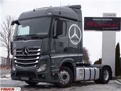 Mercedes Actros