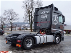 Mercedes Actros