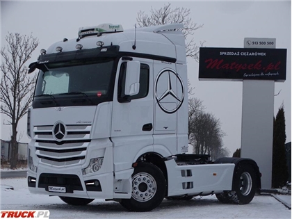 Mercedes Actros