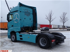 Mercedes Actros