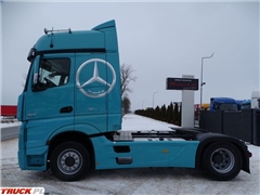 Mercedes Actros