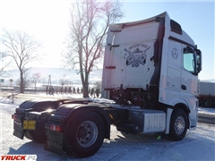 Mercedes Actros