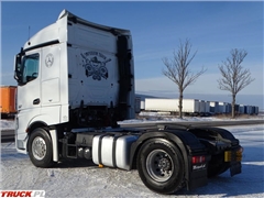 Mercedes Actros