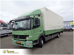 Mercedes Atego Ciężarówka furgon Mercedes-Benz Atego 822 Atego 822 + Euro 5 + Dhollandia lift