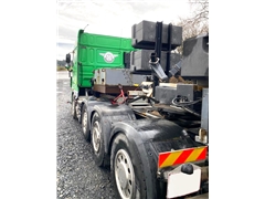 Pomoc Drogowa - Ciężka ciężarówka holownicza DAF X