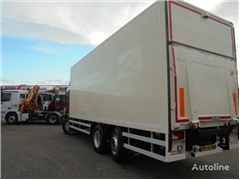 Scania P360 + Euro 5 + 6X2 + LIFT