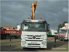 Żuraw samojezdny Mercedes-Benz Actros 1846 + Euro