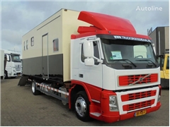 Volvo FM 9.310 + Euro 5 + Manual + Horse transport