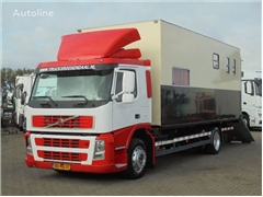 Volvo FM 9.310 + Euro 5 + Manual + Horse transport