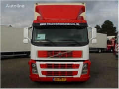 Volvo FM 9.310 + Euro 5 + Manual + Horse transport