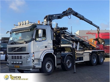 Volvo FM 370 + Euro 5 + Palfinger Z-Q170 Crane + 30ton N