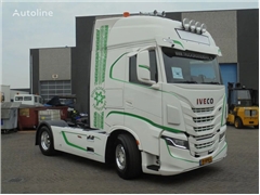 Iveco S-WAY 460+ Euro 6 + LNG + CNG + Retarder