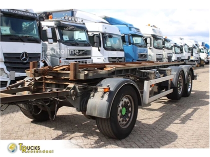 Przyczepa do przewozu kontenerów Burg 3x SAF