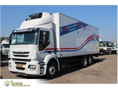 Iveco Stralis 6X2 EURO 5 + CARRIER + LIFT