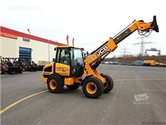 Ładowarka czołowa teleskopowa JCB TM 180