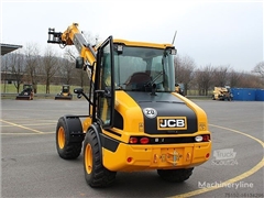 Ładowarka czołowa teleskopowa JCB TM 180