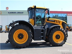 Nowy ciągnik kołowy JCB Fastrac 8330 iCON