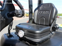 Nowy wózek widłowy diesel Clark GTS 30