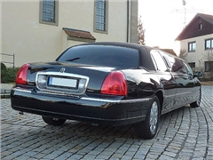 Limuzyna Ford Lincoln Town Car Stretch Limousine